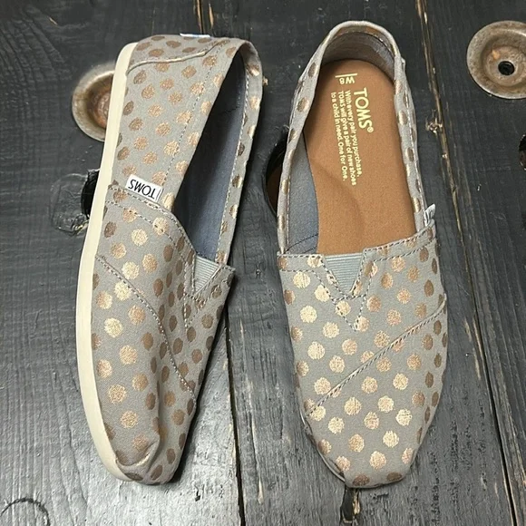 NWOT TOMS Classic Drizzle Grey/Rose Gold Foil Polka Dot Slip-Ons - Picture 13 of 13